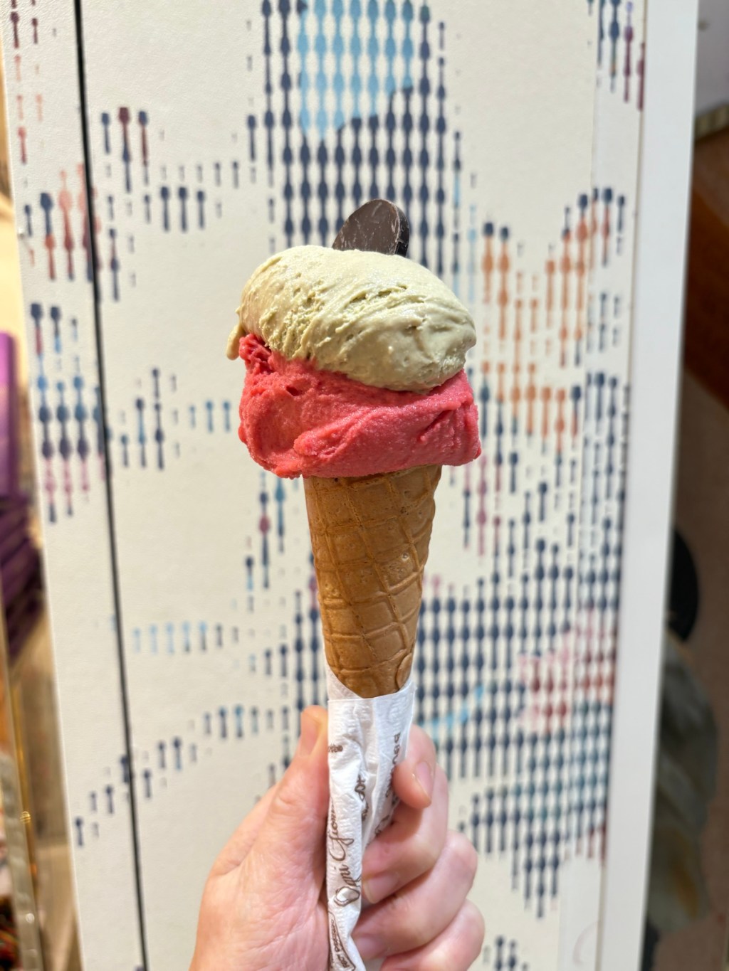 〔台北｜信義〕 Venchi/頂級義式冰淇淋Gelato/義大利百年巧克力/享受貴婦下午茶時光